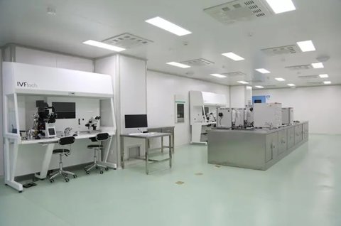 代生宝宝频繁吐奶的原因及应对措施